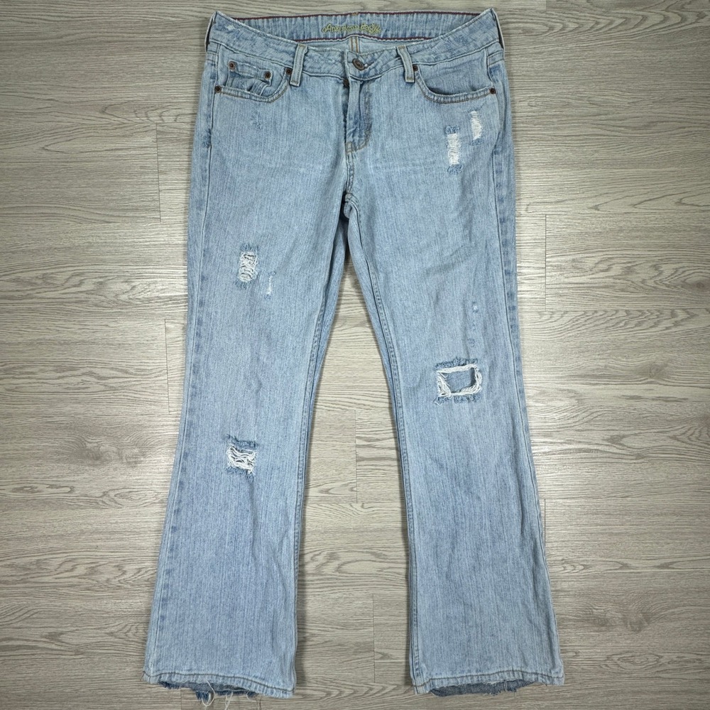 American Eagle Women's Jeans Distressed Low Rise Flare Light Wash Denim